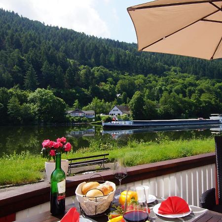 Altes Faehrhaus An Der Mosel Anno1633 Apartment Traben-Trarbach Exterior foto
