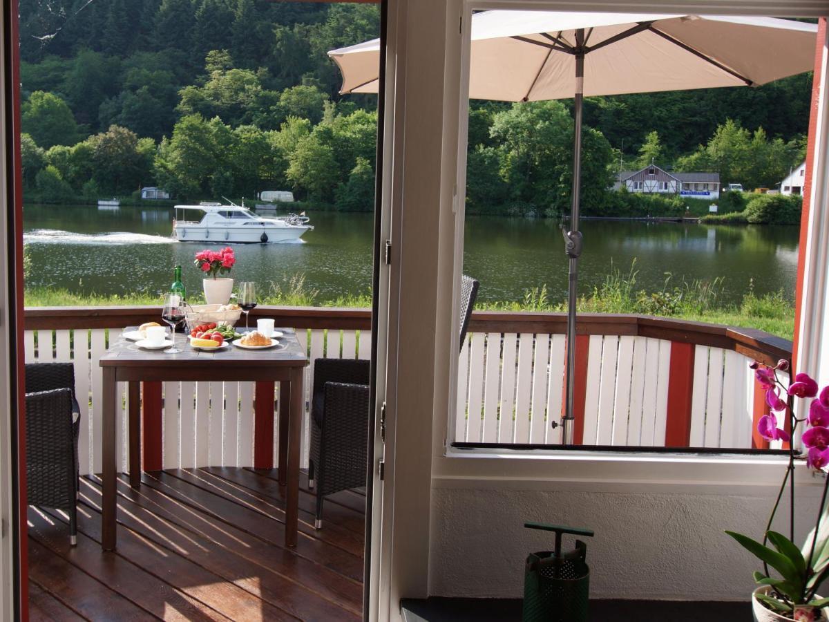 Altes Faehrhaus An Der Mosel Anno1633 Apartment Traben-Trarbach Exterior foto