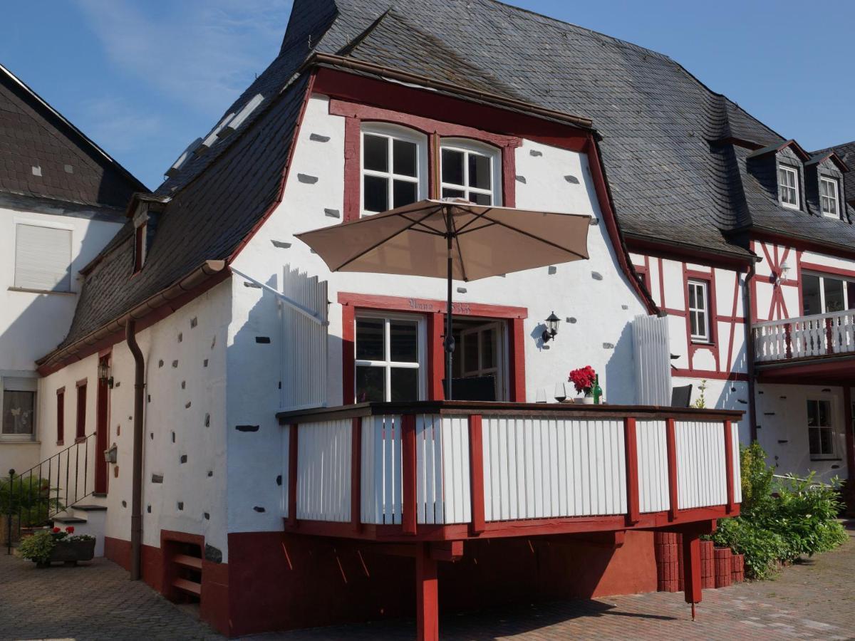 Altes Faehrhaus An Der Mosel Anno1633 Apartment Traben-Trarbach Exterior foto