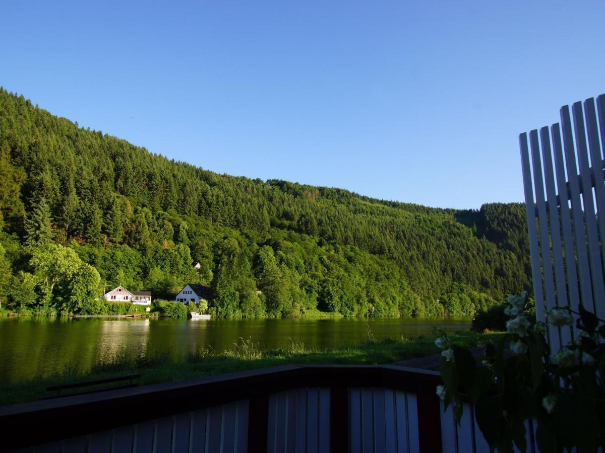 Altes Faehrhaus An Der Mosel Anno1633 Apartment Traben-Trarbach Exterior foto