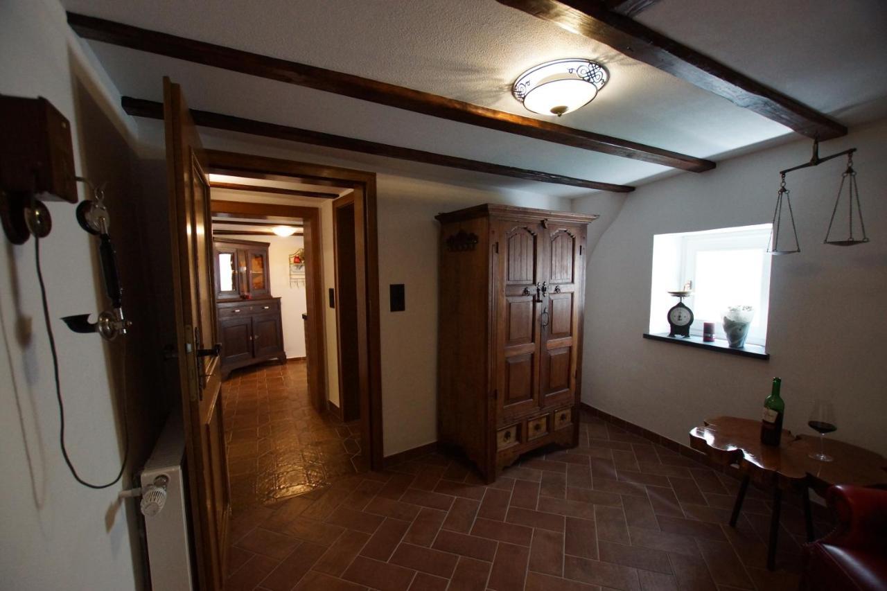 Altes Faehrhaus An Der Mosel Anno1633 Apartment Traben-Trarbach Exterior foto