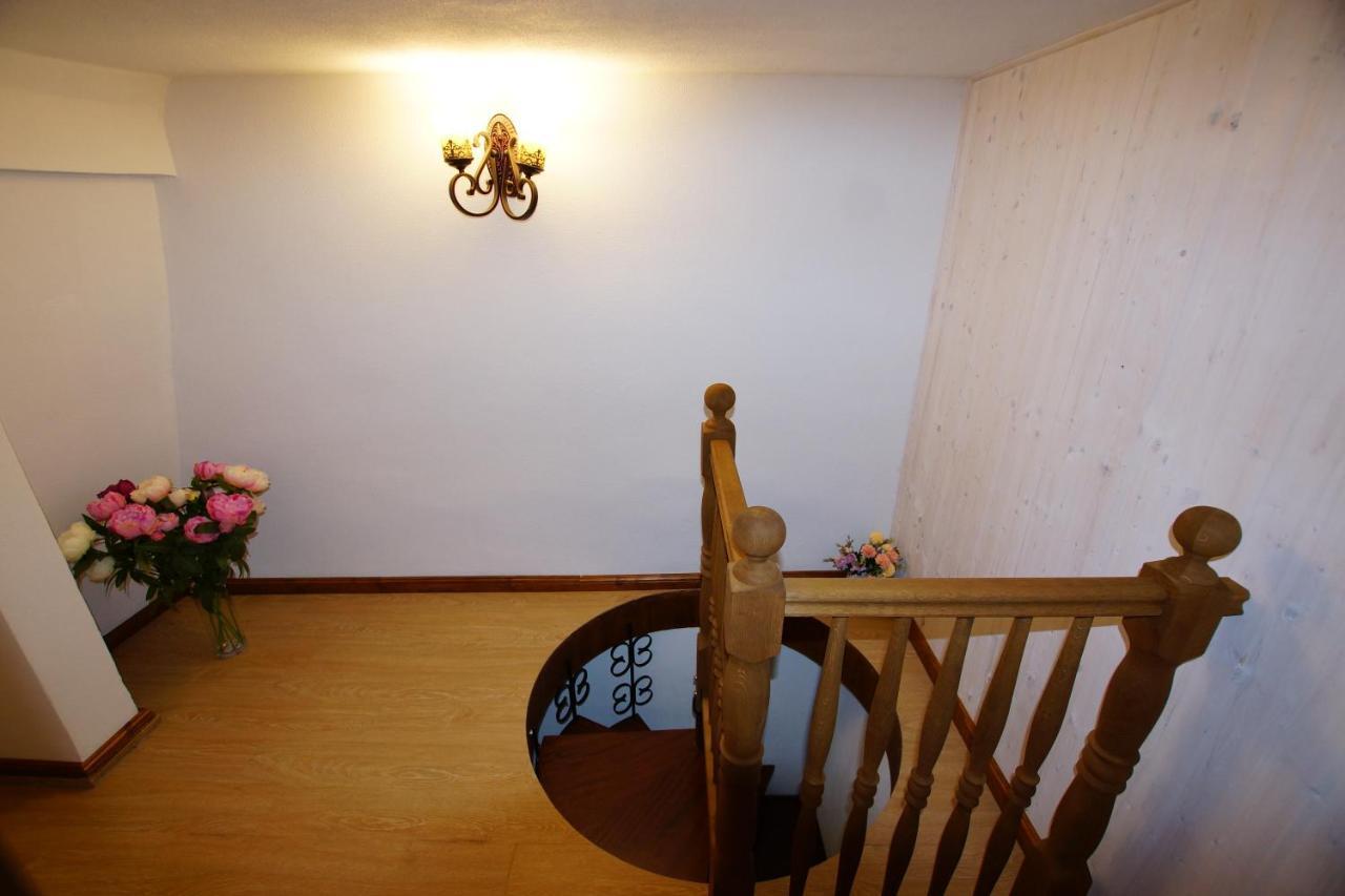 Altes Faehrhaus An Der Mosel Anno1633 Apartment Traben-Trarbach Exterior foto