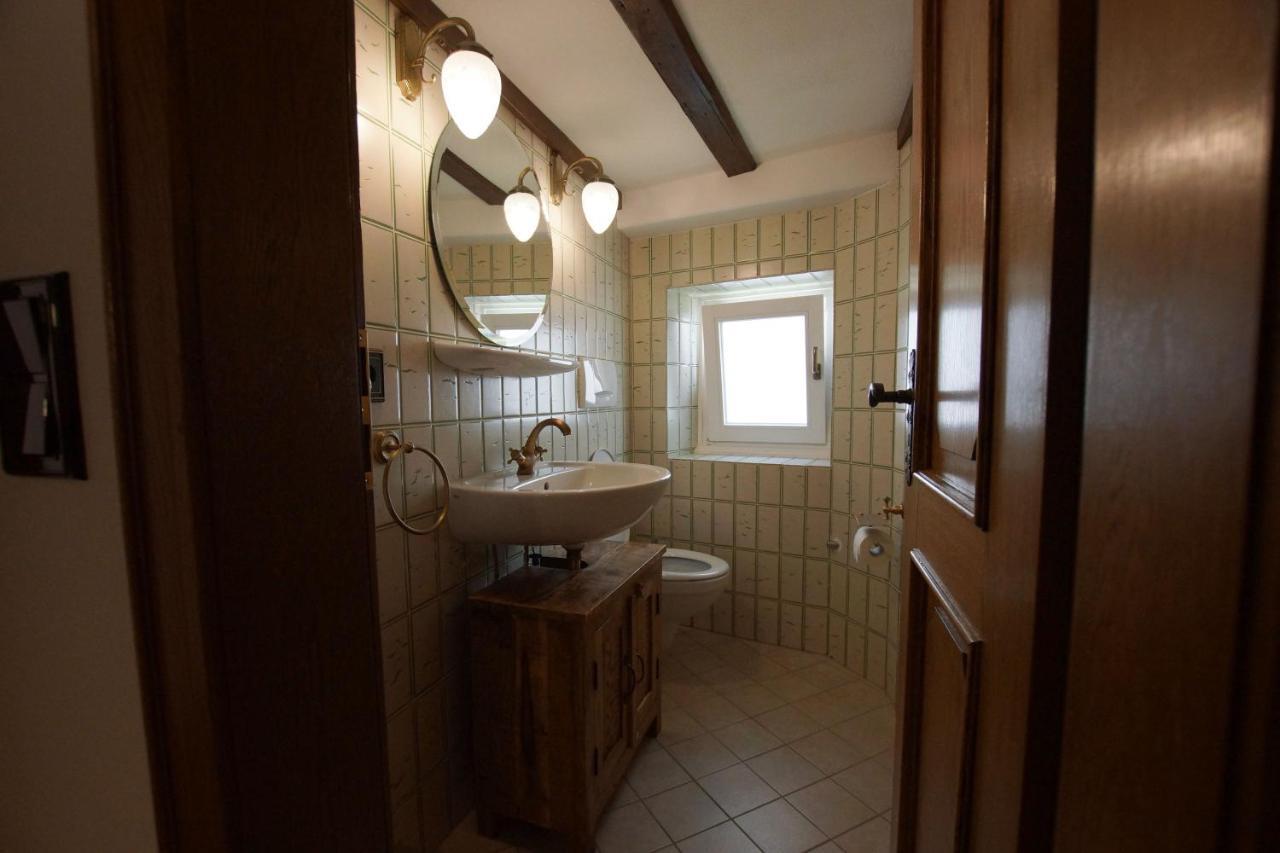 Altes Faehrhaus An Der Mosel Anno1633 Apartment Traben-Trarbach Exterior foto